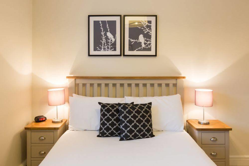Aparthotel Stanshawe Court Reading Esterno foto